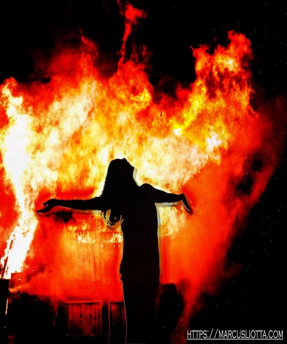 ML_Flames Shadow Woman